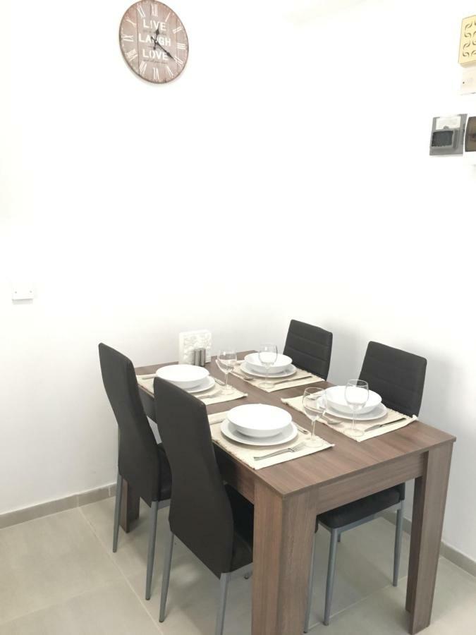 Larnaca Beach Apartment 44 Exterior foto