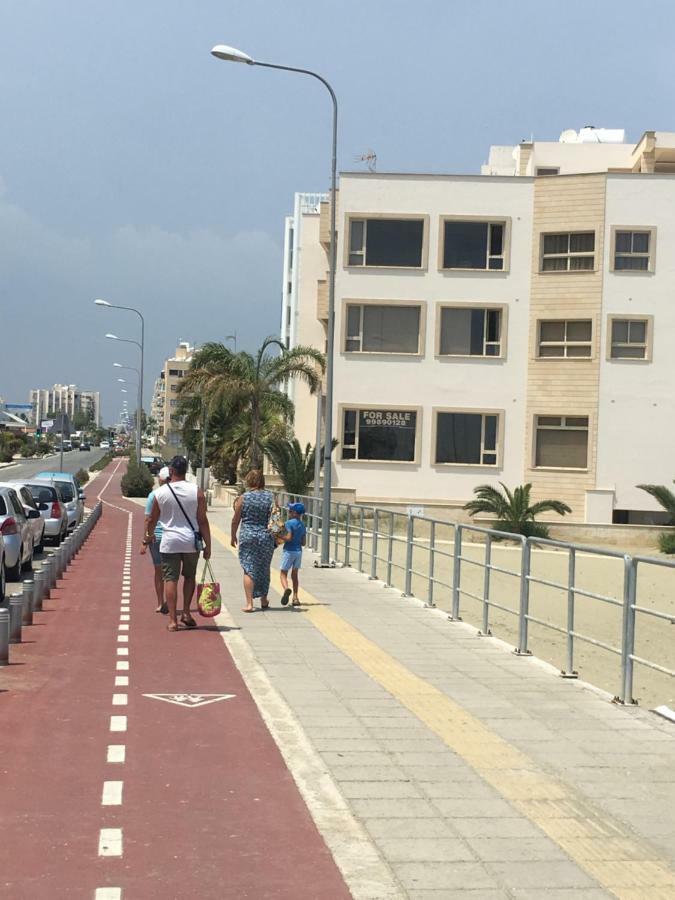 Larnaca Beach Apartment 44 Exterior foto